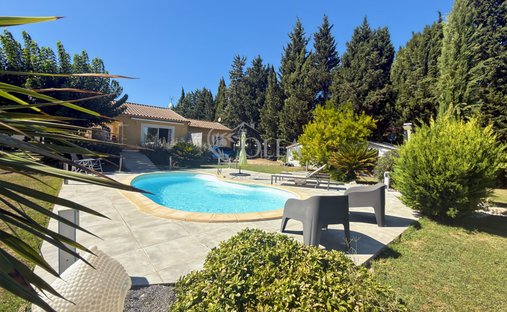 Villa in Montaren-et-Saint-Médiers, Occitania, France 1