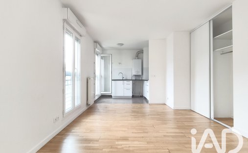 Wohnung in Puteaux, Île-de-France, Frankreich 1