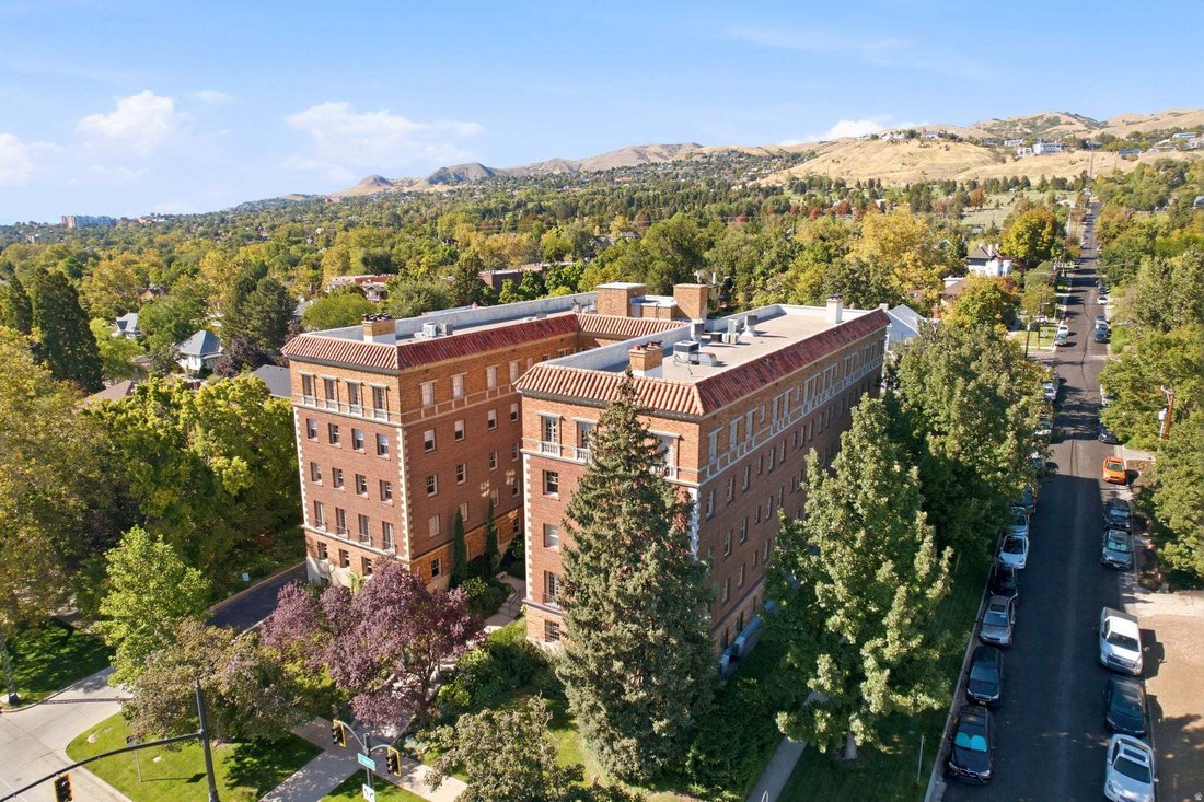 Condo in Salt Lake City, Utah, United States 1 - 18842035