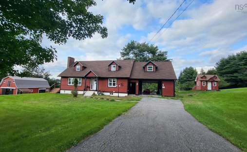 House in Falmouth, Nova Scotia, Canada 1
