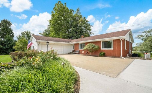 House in Hartford, Michigan, United States 1