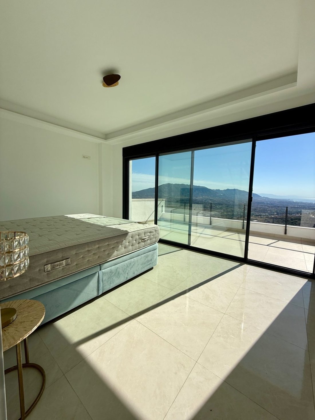 Villa in Elviria-Cabopino, Marbella, Spain 1 - 18854758