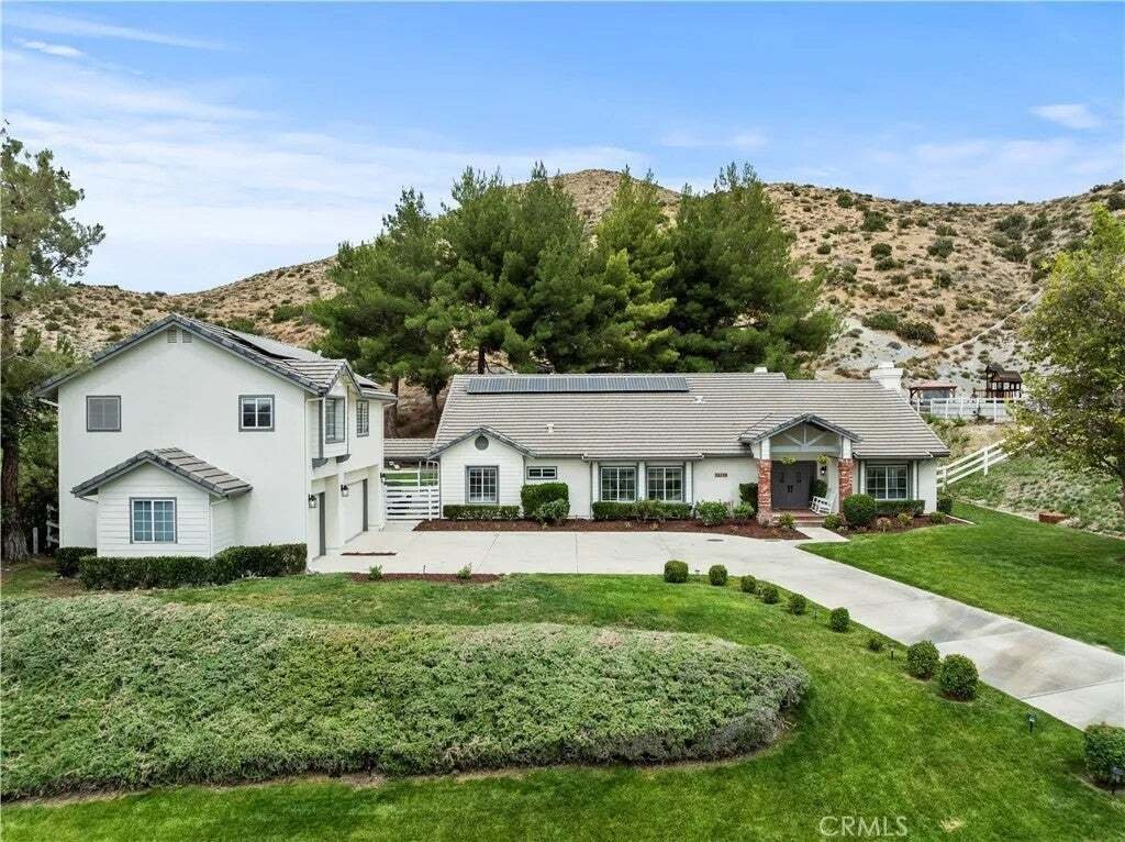House in Acton, California, United States 1 - 18559197