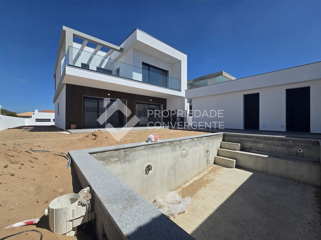 House in Azeitao (Sao Lourenco e Sao Simao), Setubal, Portugal 1 - 17631307