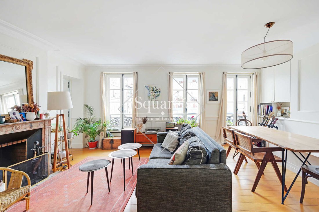 Apartment in Lorette-Martyrs, Paris 9e Arrondissement, Paris 4 - 18856928