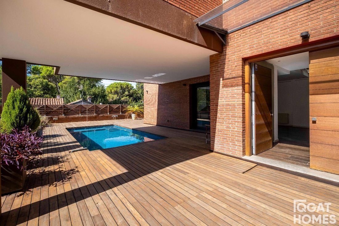 Villa à Sant Cugat del Vallès, Catalogne, Espagne 4 - 18847092