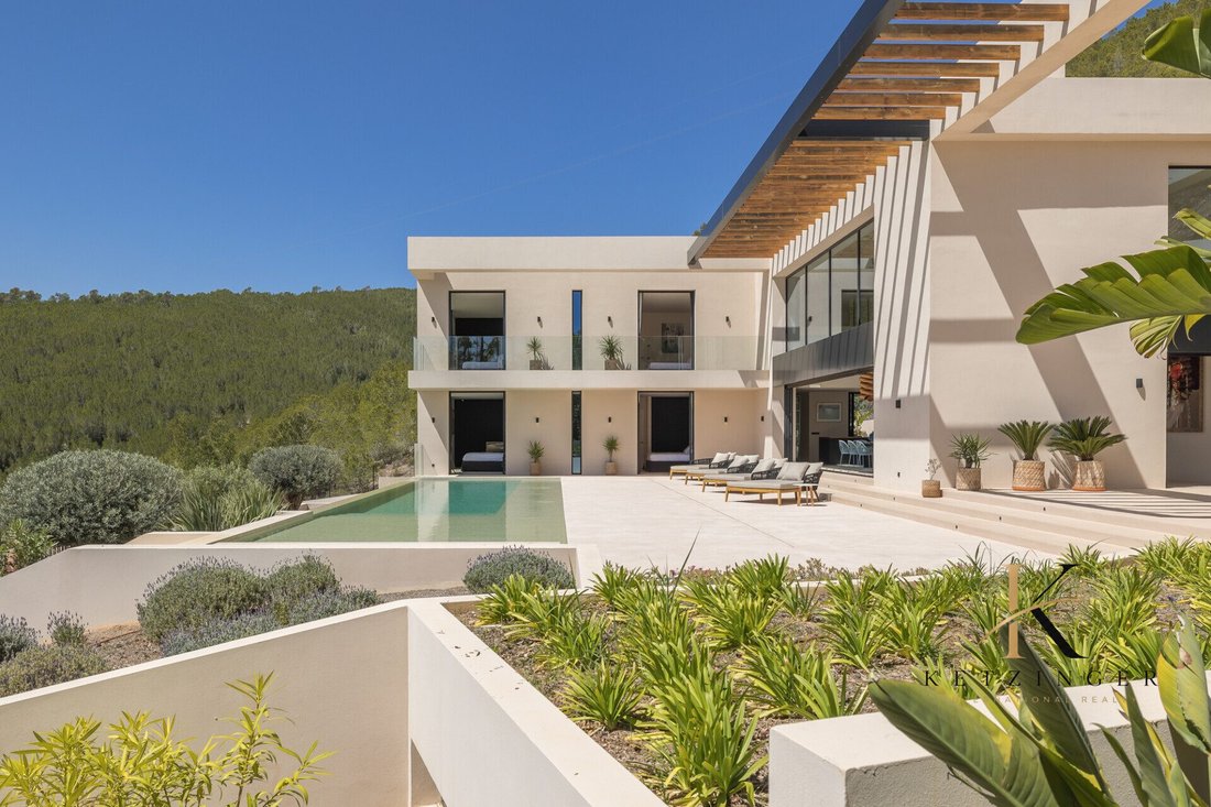 Villa in Sant Joan de Labritja, Balearic Islands, Spain 4 - 16713911