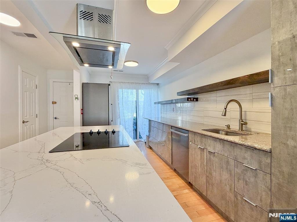 Townhouse in Fort Lee, New Jersey, United States 4 - 18843052