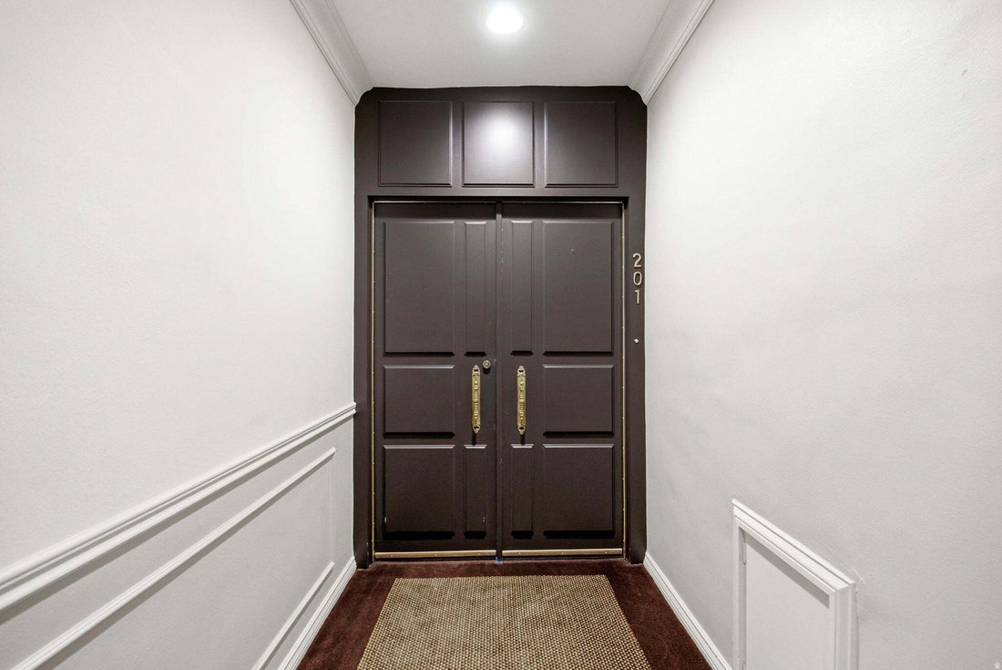 Condo in Salt Lake City, Utah, United States 3 - 18842035