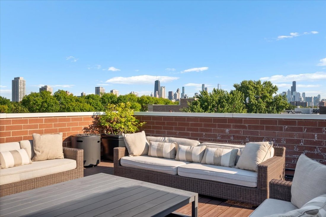 Condo in Chicago, Illinois, United States 4 - 18850473