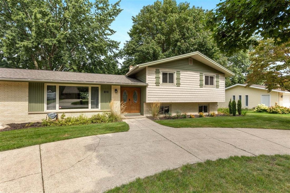 House in Zeeland, Michigan, United States 2 - 18853025