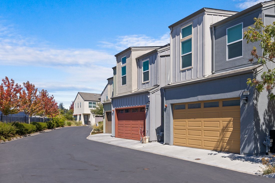 Townhouse in Santa Rosa, California, United States 3 - 18849257