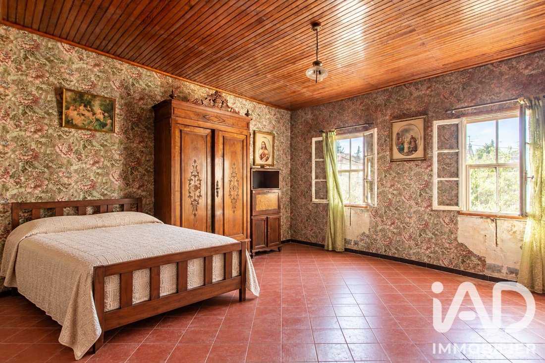 Casa en Fontvieille, Provenza-Alpes-Costa Azul, Francia 1 - 18855593