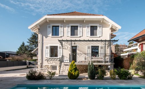 House in Annecy-le-Vieux, Annecy, France 1