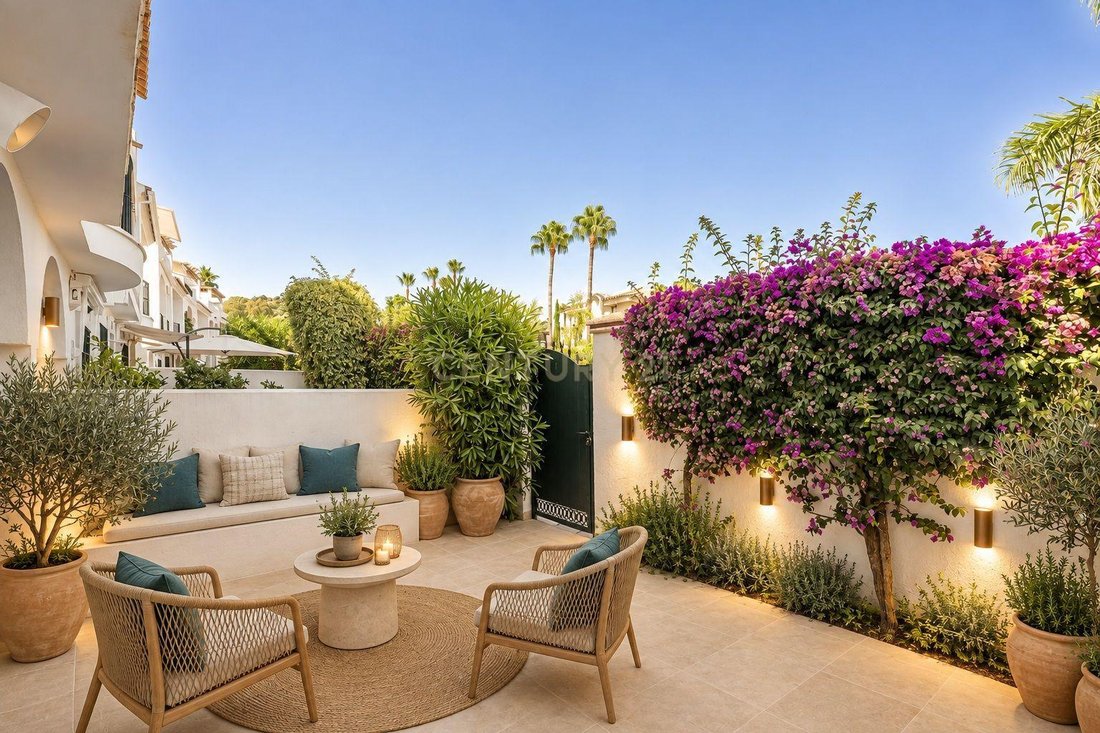 Villa in Nueva Andalucia, Marbella, Spain 1 - 15866843