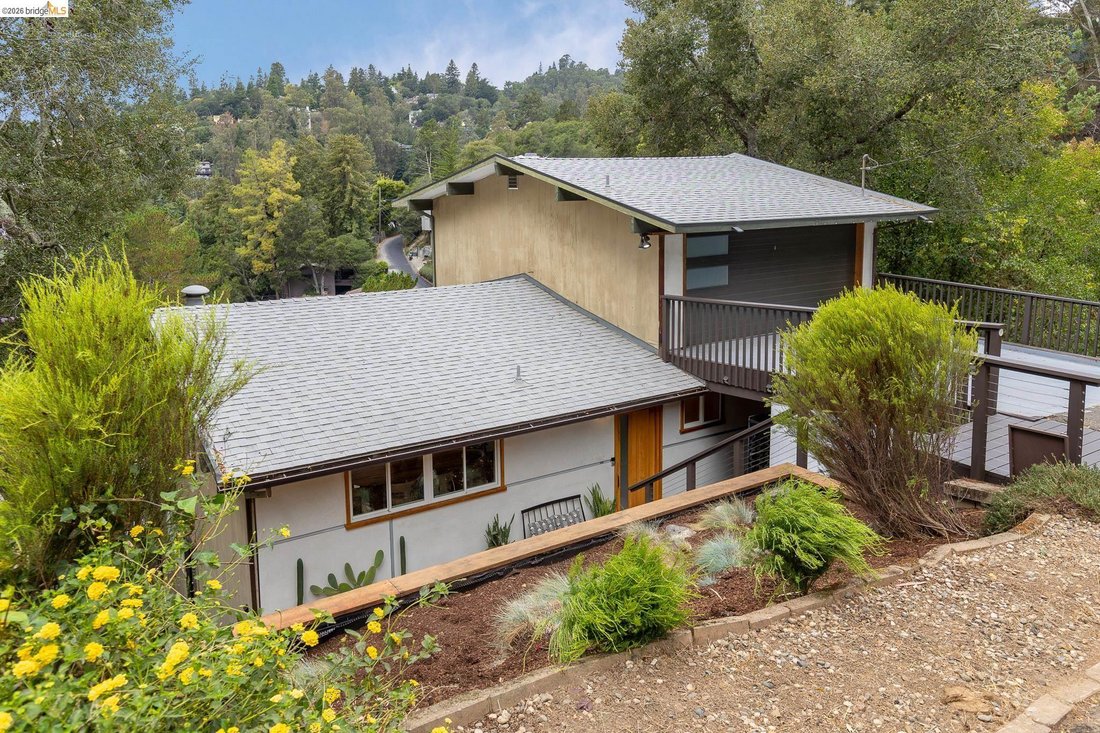 House in Oakland, California, United States 3 - 18845793