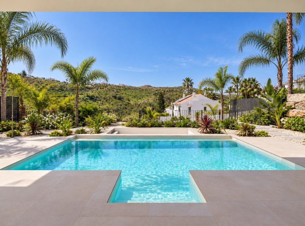 Villa in Estepona, Andalusia, Spain 2 - 18855039
