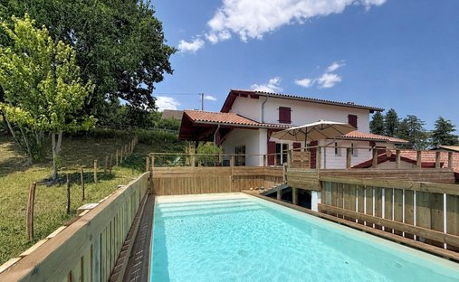 Haus in La Bastide-Clairence, Neu-Aquitanien, Frankreich 1