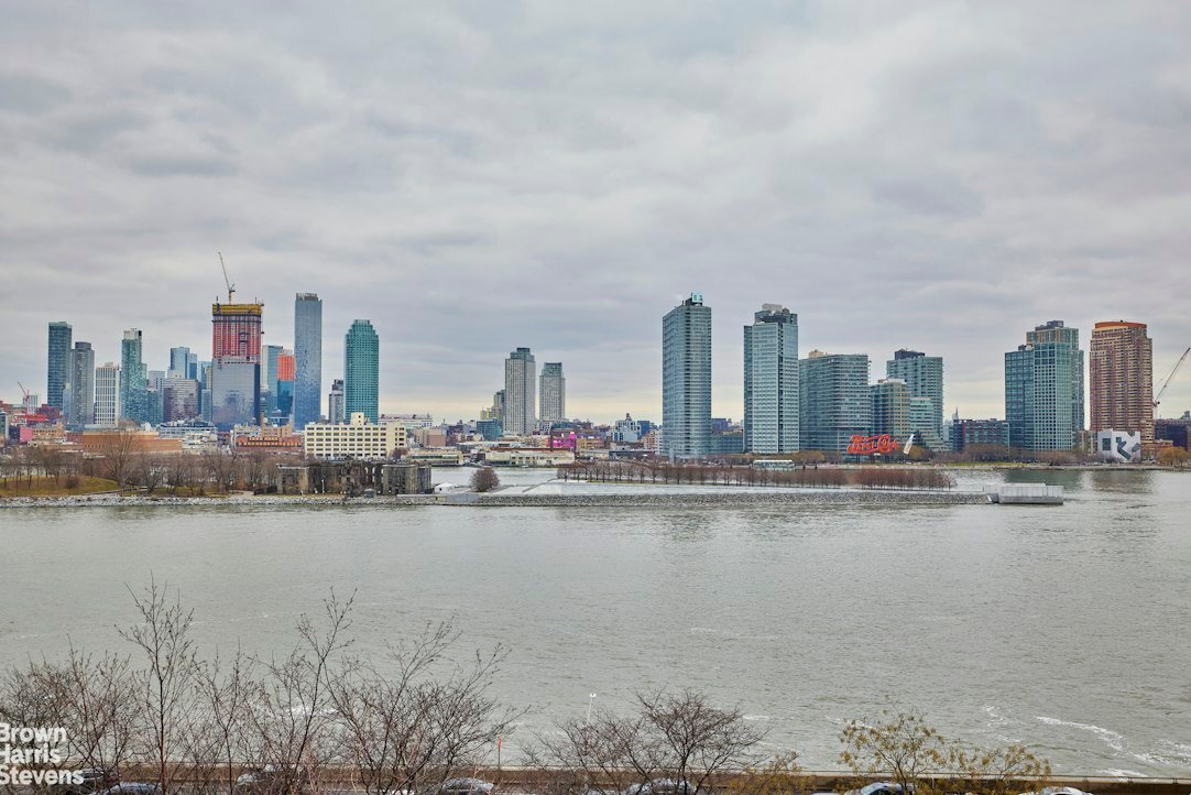 Co Op in New York, New York, United States 4 - 18847384