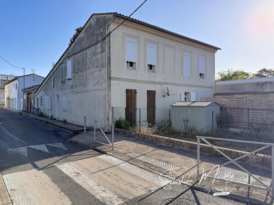 Autres à Libourne, Nouvelle-Aquitaine, France 1 - 18850977