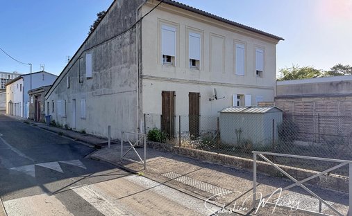 Libourne, Nuova Aquitania, Francia 1