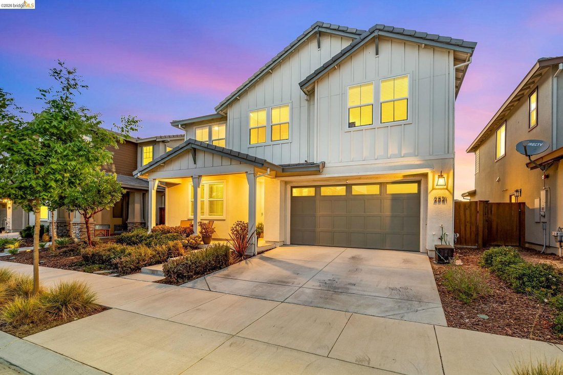 House in Vacaville, California, United States 5 - 18842534