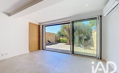 Appartement à Hyères, Provence-Alpes-Côte d'Azur, France 1