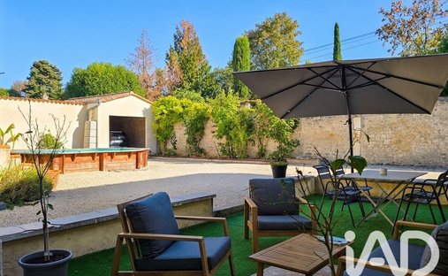 House in Jarnac, Nouvelle-Aquitaine, France 1