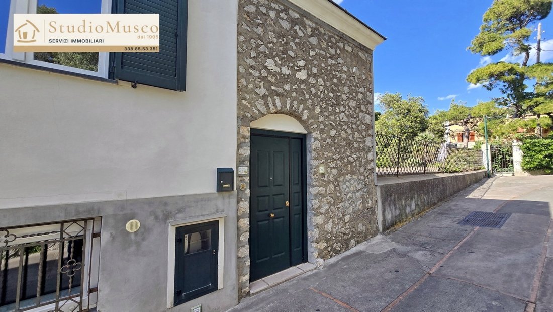 Villa in Capri, Campania, Italy 2 - 18170141