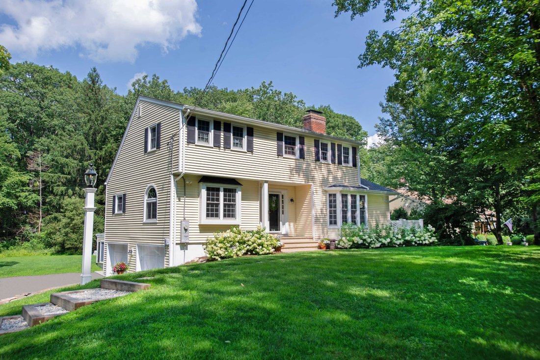 House in Ridgefield, Connecticut, United States 2 - 18848893