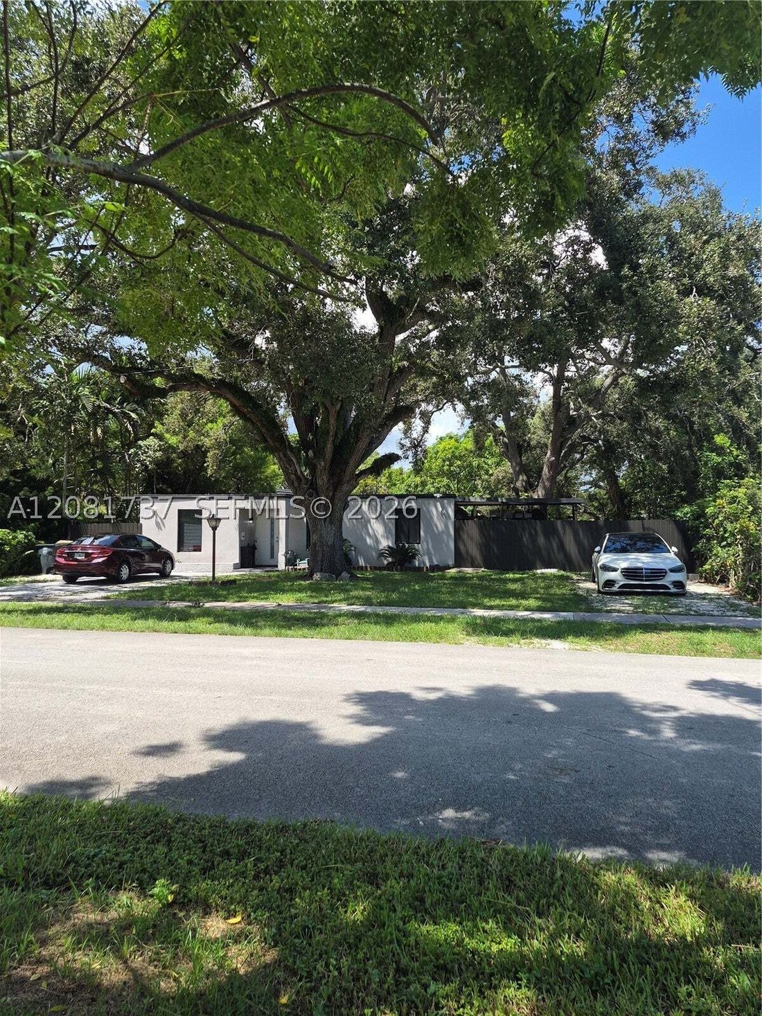 House in Miami, Florida, United States 1 - 18771175