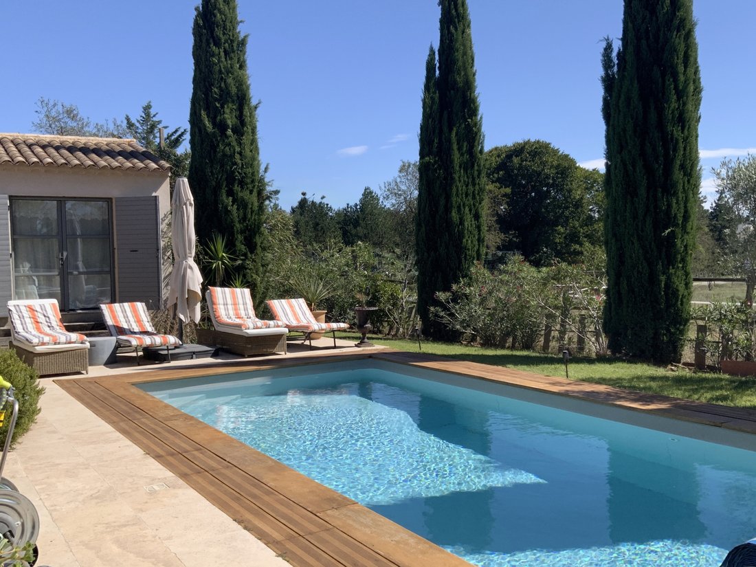 Maison à Uzès, Occitanie, France 1 - 18847501