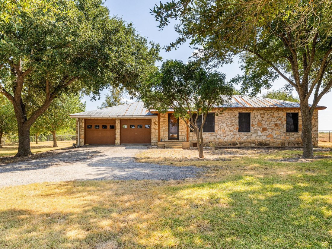 House in Taylor, Texas, United States 1 - 18846277