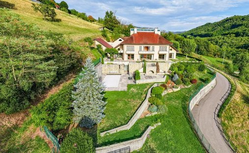 Domaine à Gresin, Saint-Genix-les-Villages, France 1