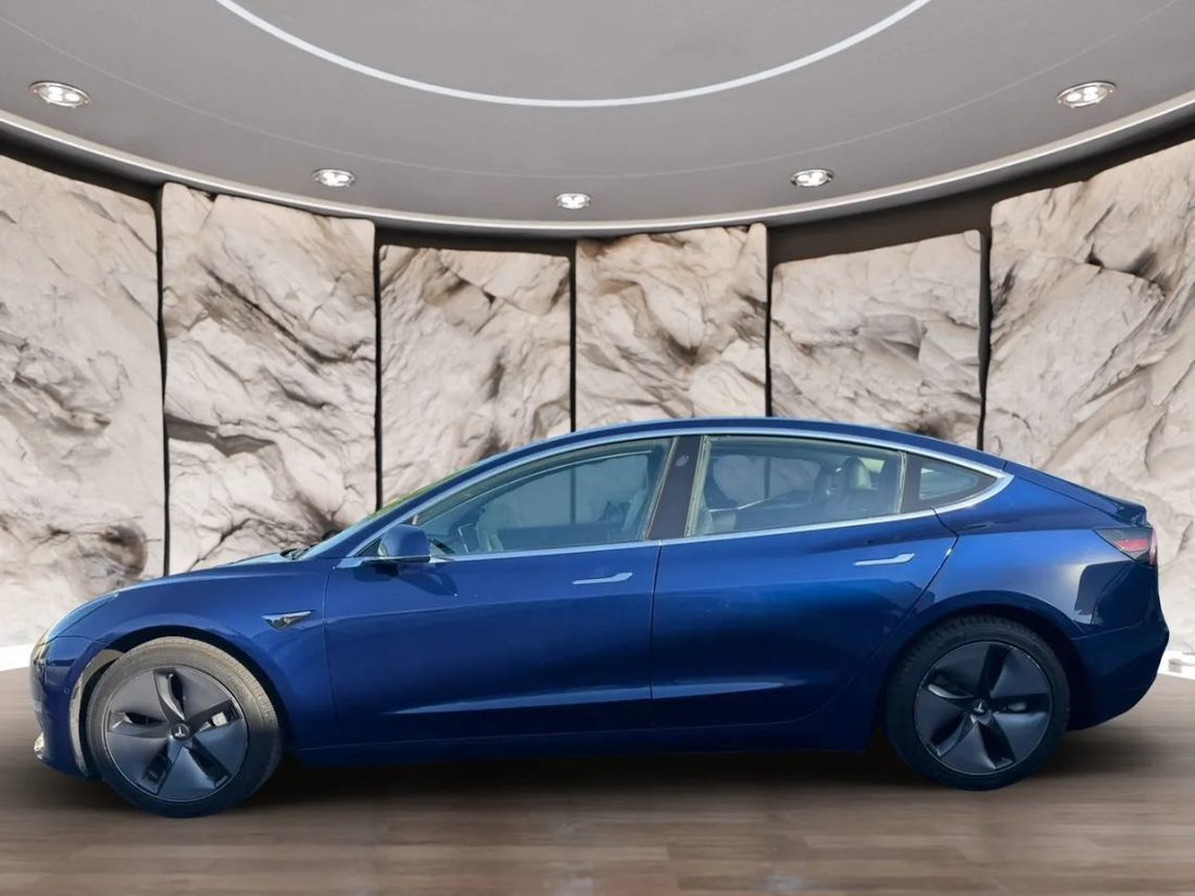 Sedan in Ontario, CA, United States 5 - 18850798