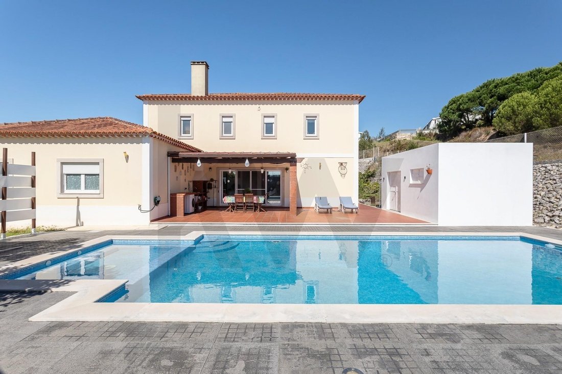 Townhouse en Rio Maior, Distrito de Santarém, Portugal 1 - 18850356