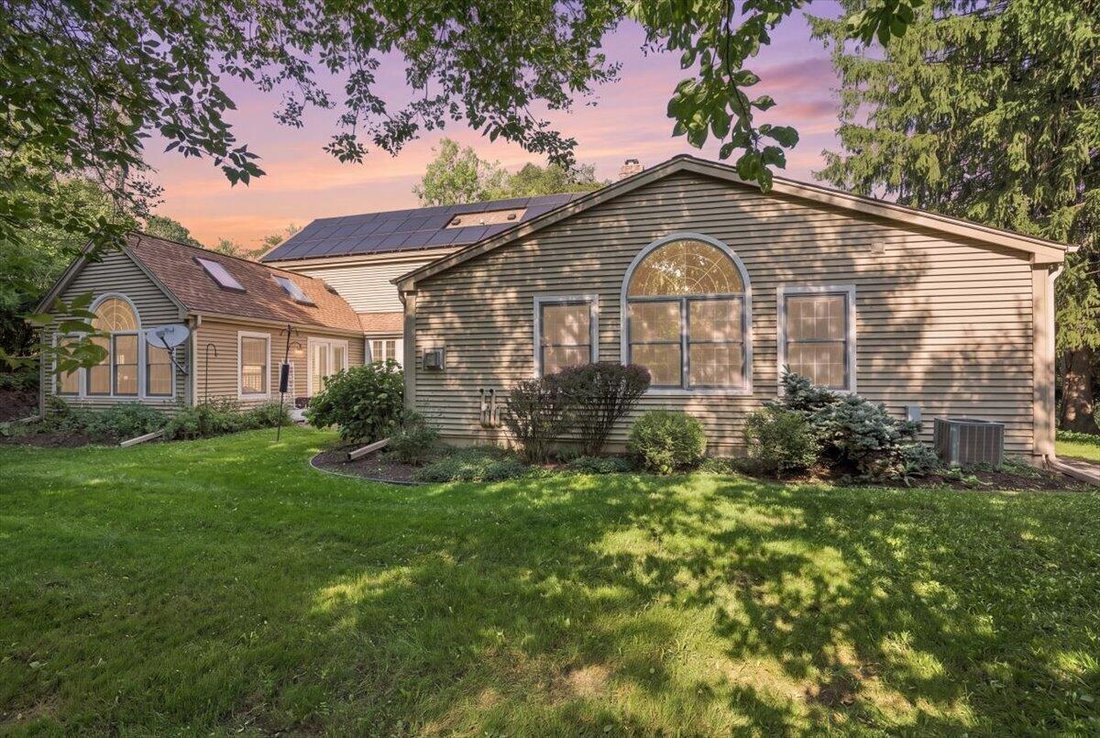 House in Brookfield, Wisconsin, United States 4 - 18394279