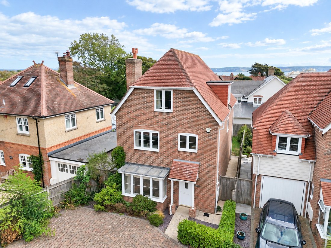 Casa en Milford-on-Sea, Inglaterra 1 - 18326909