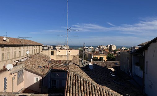Penthouse en Sassonia, Fano, Marcas 1