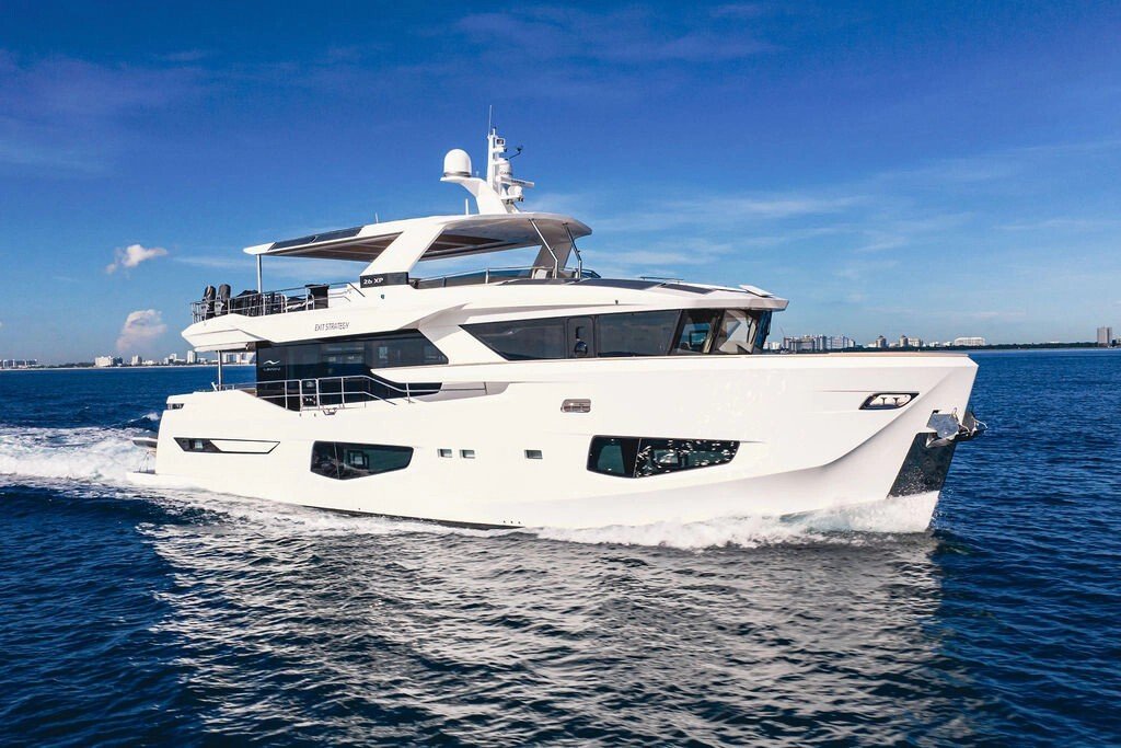 Motor Yacht in United States 2 - 17885133