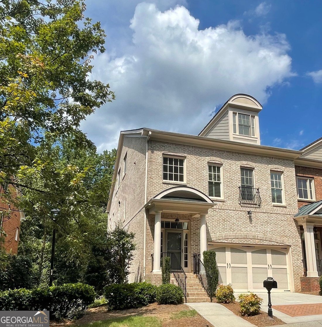Maison de ville à Johns Creek, Géorgie, États-Unis 1 - 18483882