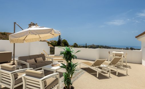 Penthouse in Marbella, Andalusia, Spain 1