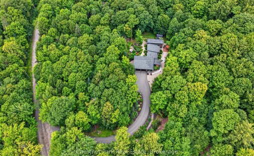 House in Huntsville, Ontario, Canada 1