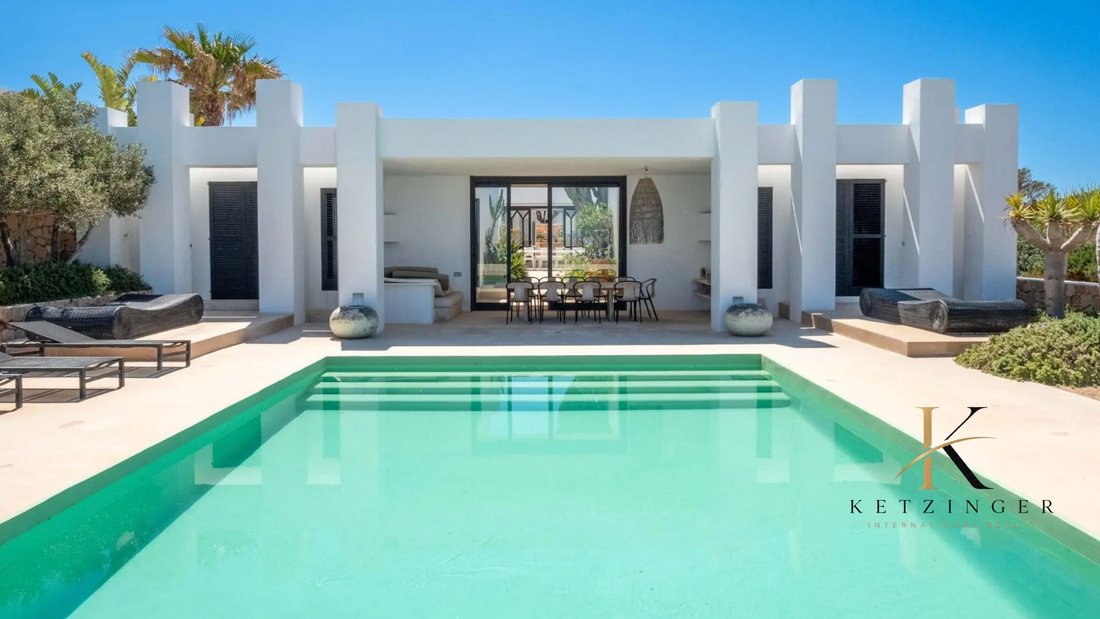 Villa in Sant Joan de Labritja, Balearic Islands, Spain 4 - 16490858