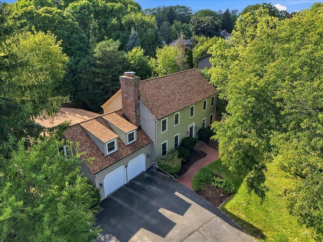 House in Brookfield, Wisconsin, United States 2 - 18394279
