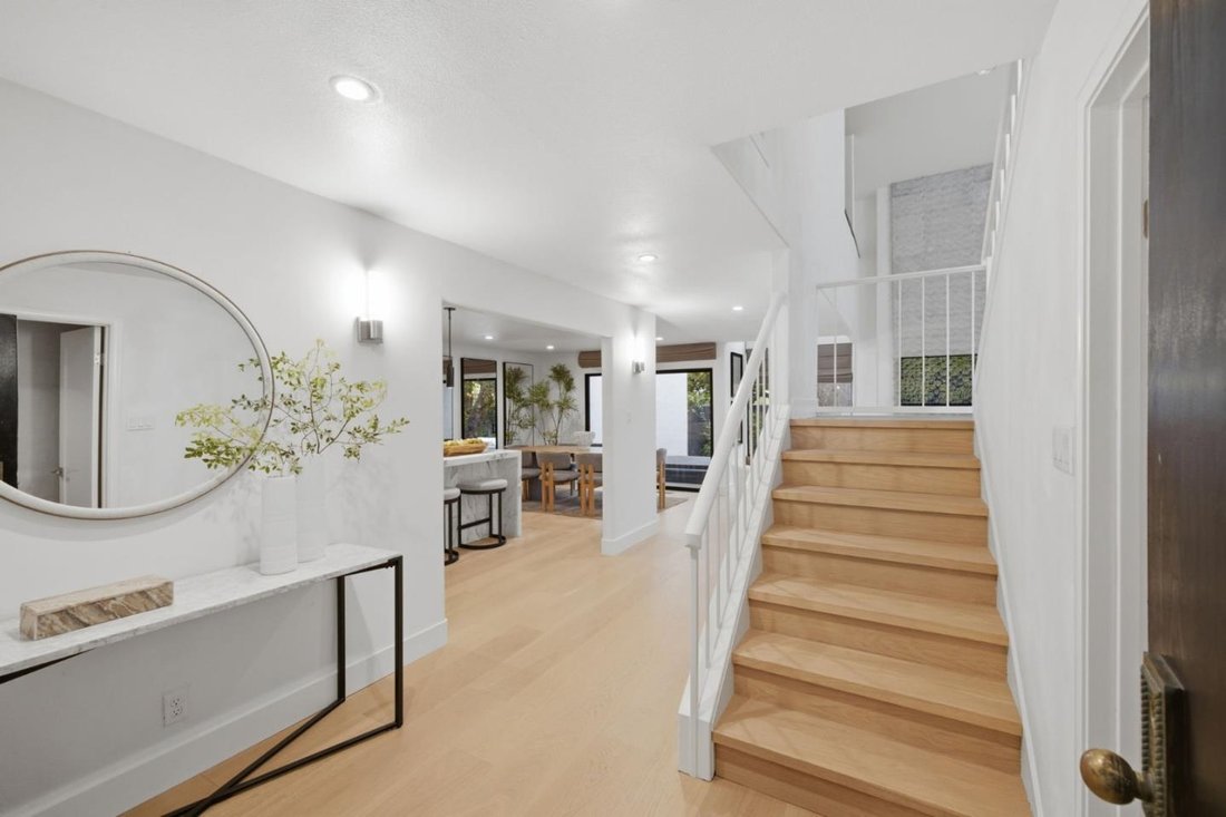 Townhouse in San Mateo, California, United States 3 - 18845778