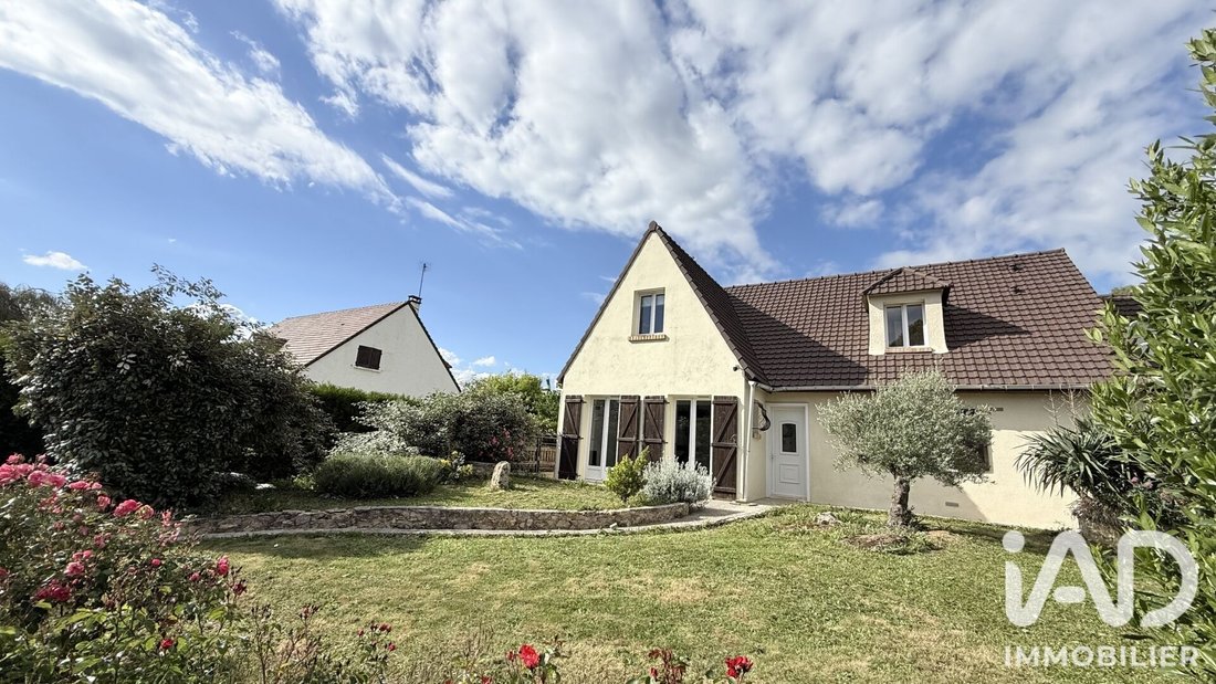 Casa en Sivry-Courtry, Isla de Francia, Francia 1 - 18852035