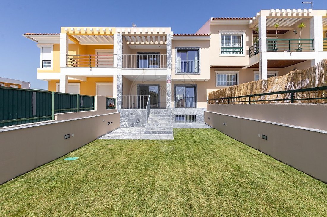 Villa a Almargem do Bispo, Lisbona, Portogallo 1 - 18850361
