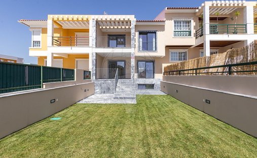 Villa in Almargem do Bispo, Lissabon, Portugal 1
