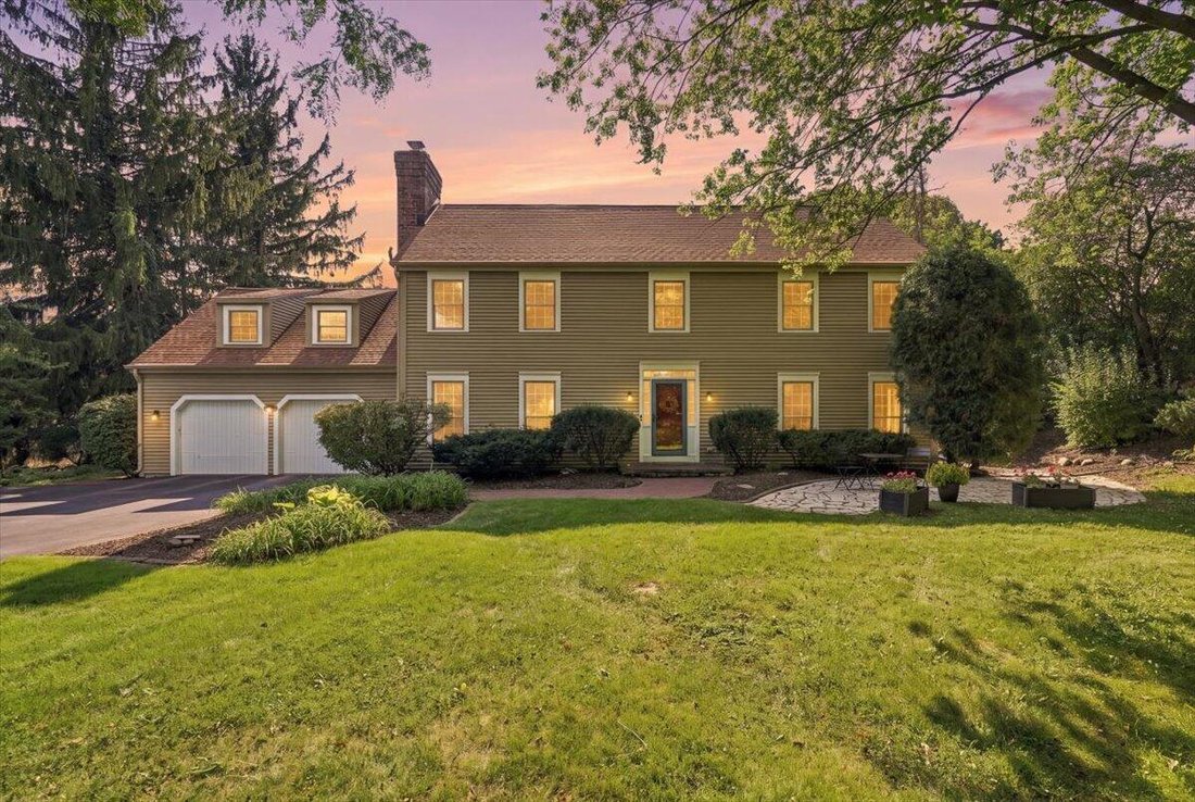 House in Brookfield, Wisconsin, United States 1 - 18394279